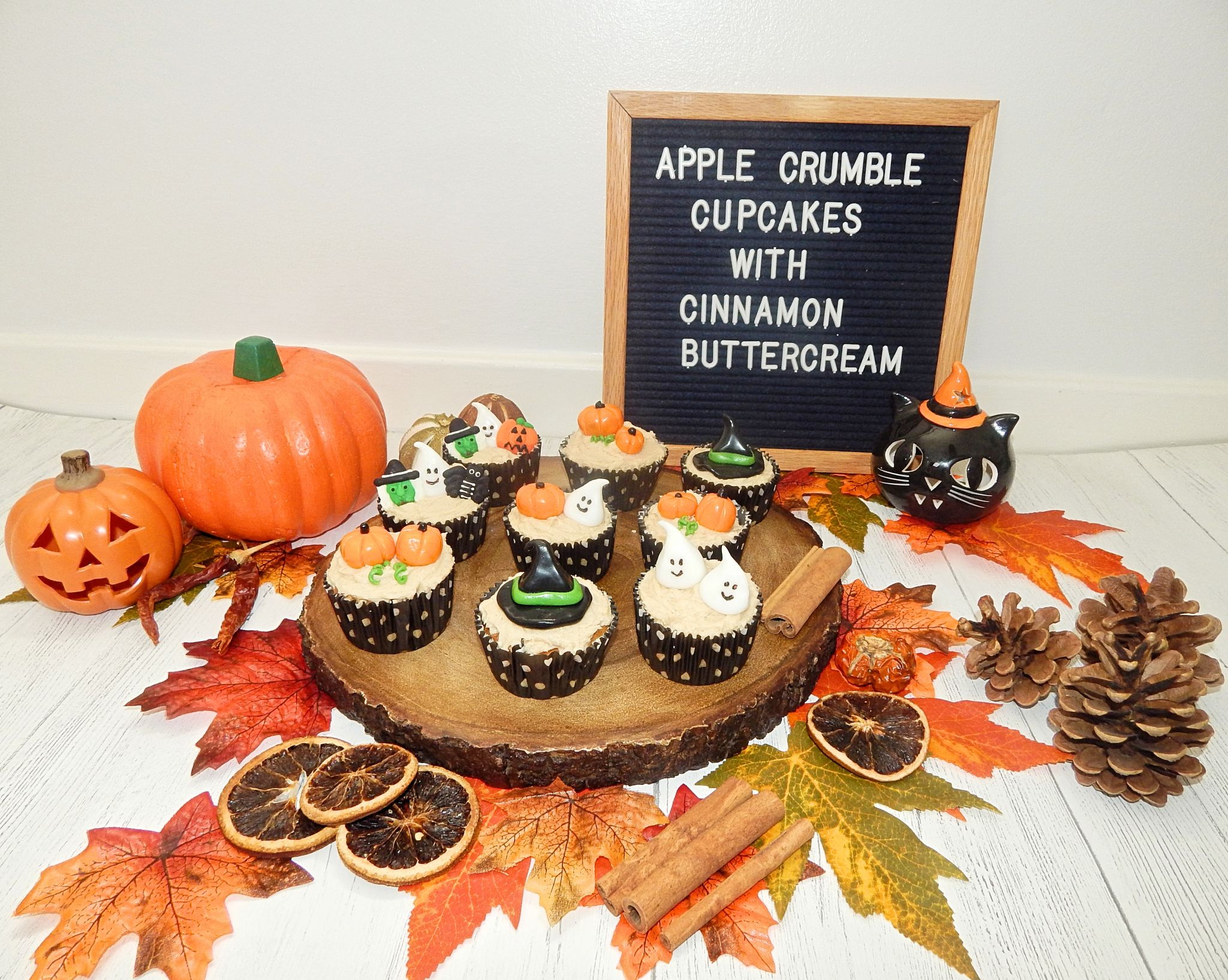 halloween cupcakes 1