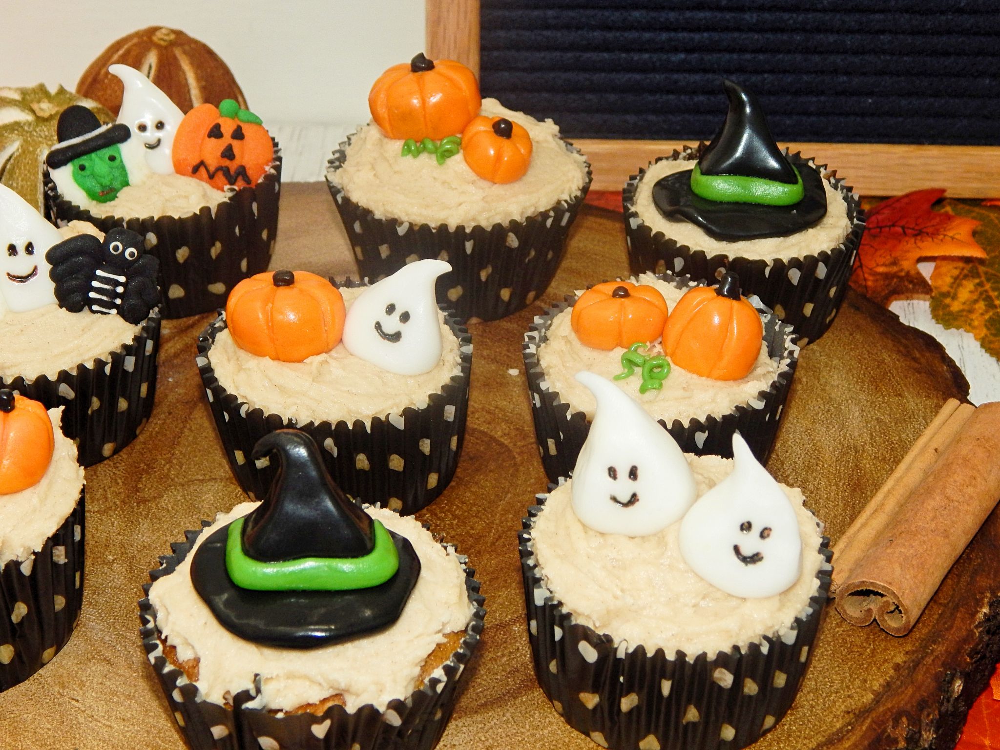 halloween cupcakes 5