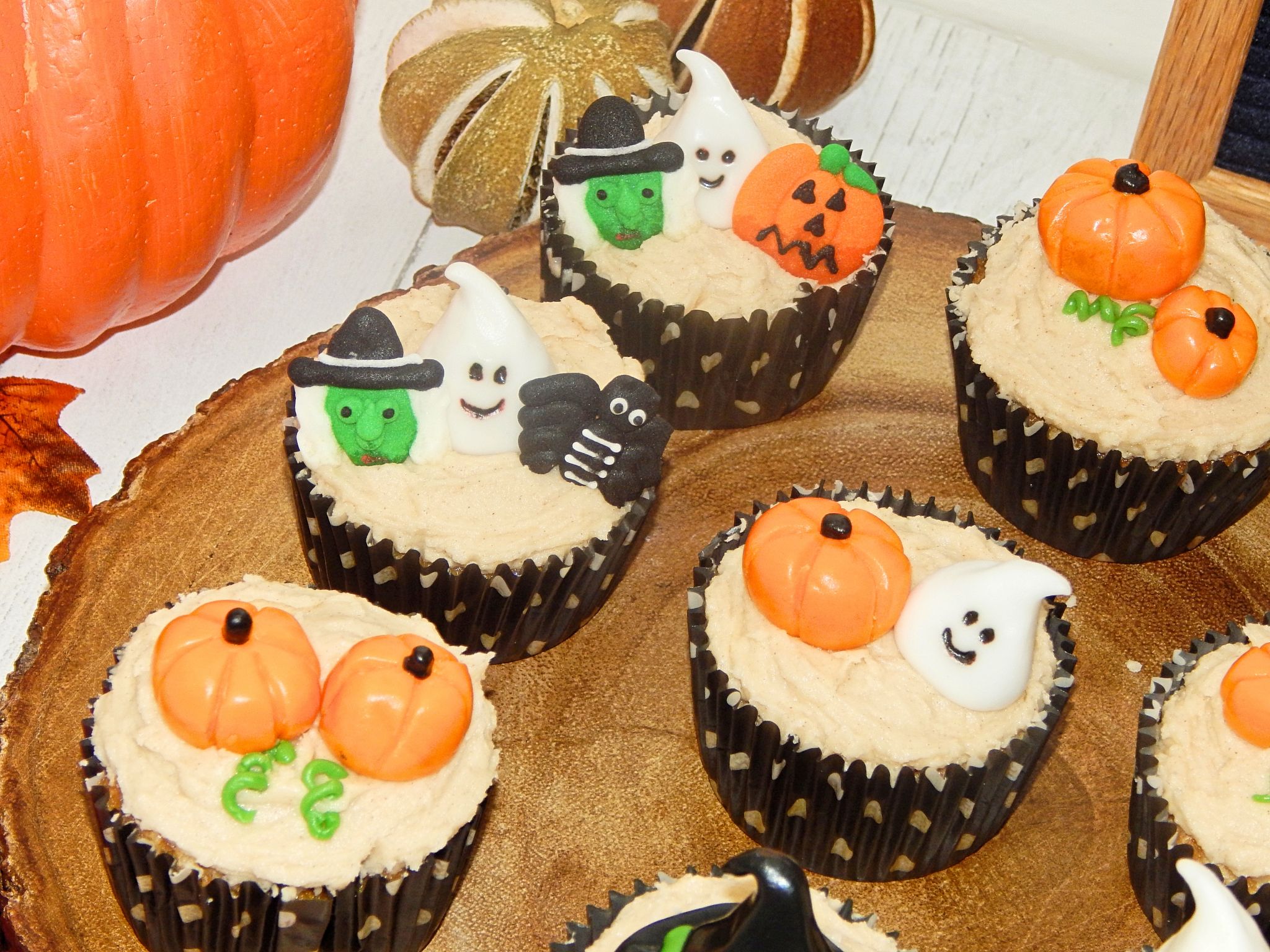 halloween cupcakes 6